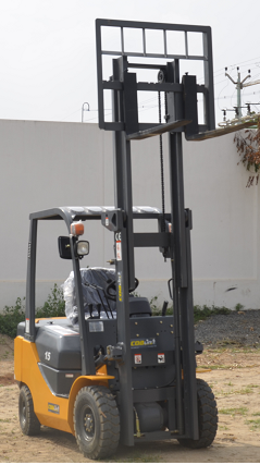 Forklifts in India